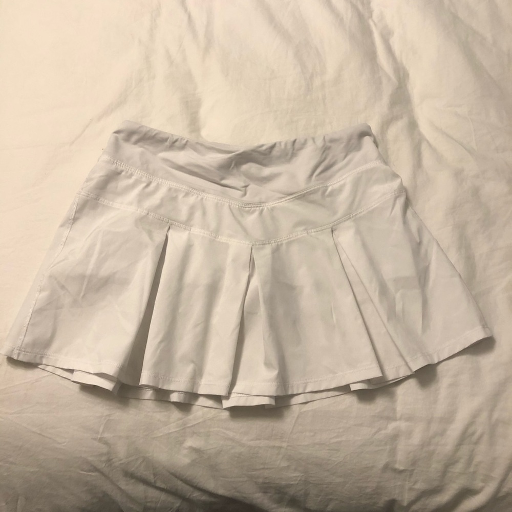Ivivva/ Lulu Lemon skirt